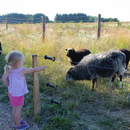 Skelgaard Ferielejlighed * Jelling